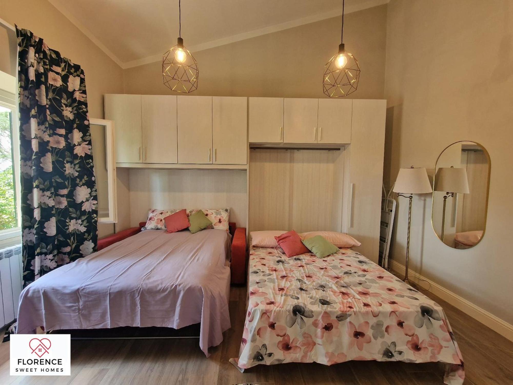 Lella Apartment With Free Parking By Florence Sweet Homes ภายนอก รูปภาพ